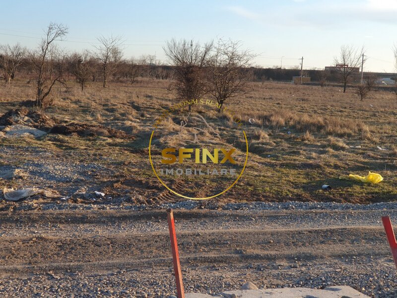 Soseaua Alexandriei, teren intravilan, 5000 mp, posibilitate 20.000 mp.