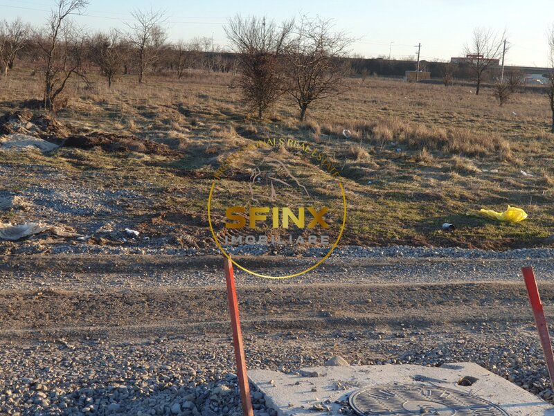 Soseaua Alexandriei, teren intravilan, 5000 mp, posibilitate 20.000 mp.